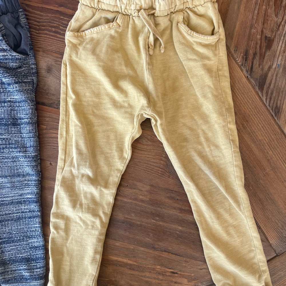 Joggers - Picture 3 of 7